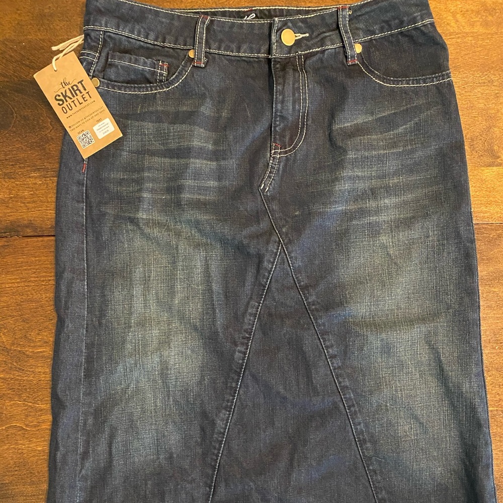 New with tags Wren the skirt outlet women’s modest denim skirt size 6
